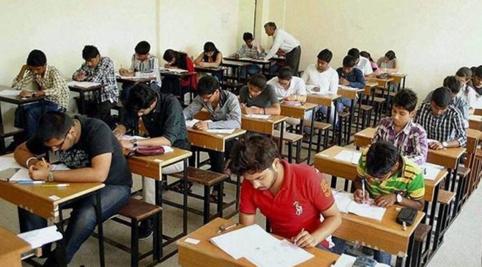 मानसिक गुलामी क्यों नहीं जाती