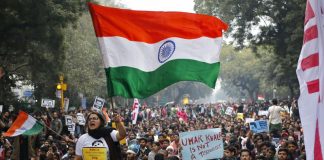 विचार और अभिव्यक्ति की स्वतंत्रता