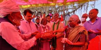 यह जमीन बचाने की लड़ाई है