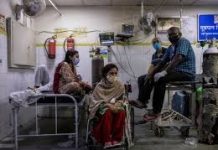 इस राष्ट्रीय संकट काल में भी झूठ की कोई इंतहा नहीं – कुमार प्रशांत