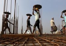 निर्माण मजदूरों की सुध कौन लेगा