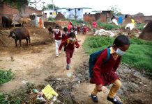 हेरत हेरत हे सखी