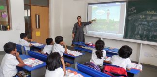 शिक्षा को बाजार के हवाले करने का एजेंडा