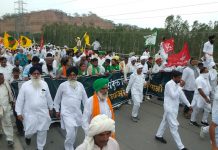 देश भर से उठी खेती बचाओ लोकतंत्र बचाओ की आवाज