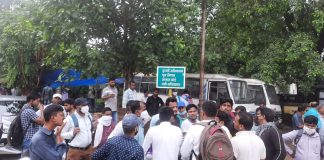 19 लाख नौकरी के वादे पर आई सरकार ने नौकरी मांगने पर बरसाए डंडे