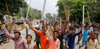 उत्तर प्रदेश बन गया है कुशासन की मिसाल