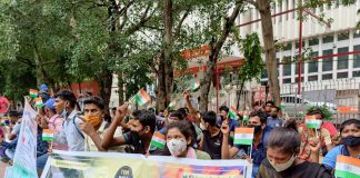 एसएससी के अभ्यर्थियों का दिल्ली में हल्ला बोल