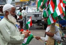 लहू बोलता भी है