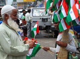 लहू बोलता भी है