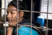 महामारी, स्त्रियाँ और स्कूली शिक्षा का डिजिटलीकरण