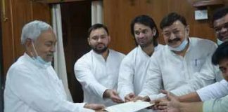 क्या जाति जनगणना होनी चाहिए? – योगेन्द्र यादव