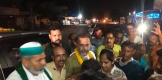 नर्मदा के विस्थापितों के पक्ष में आए राकेश टिकैत, हन्नान मौला, योगेन्द्र यादव