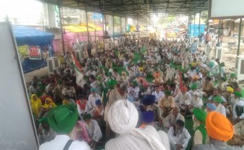 एक टीवी चैनल ने किसानों को अय्याशजीवी कहा, किसानों की तीखी प्रतिक्रिया