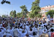 करनाल में किसानों का अनिश्चितकालीन धरना