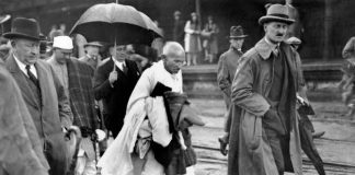 गांधी बूढ़े हुए या जवान