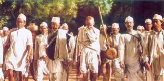 आज सबसे प्रासंगिक कुछ है तो गांधी का सत्याग्रह