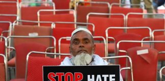 आर्यन के बहाने