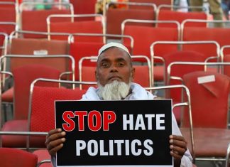 आर्यन के बहाने