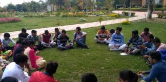 बदलाव के लिए युवाओं को कैसे जोड़ा जाए