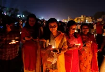 लॉकडाउन के 233वें दिन के बाद की पहली दीपावली!