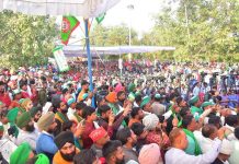 किसान आंदोलन का एक साल पूरा, मोर्चों पर उमड़े किसान