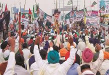 यह किसानों और लोकतंत्र की जीत है