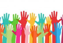 विकेन्द्रीकरण लोकतंत्र की बुनियाद है – आनंद कुमार