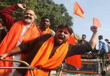 क्या भागवत हिंदुओं को (अहिंसक) उग्रवादी बनाना चाहते हैं?