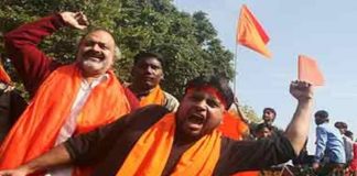 क्या भागवत हिंदुओं को (अहिंसक) उग्रवादी बनाना चाहते हैं?