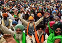 पहली जीत की पताका फहरा चुके किसानों को खेती-किसानी के भविष्य का नया घोषणापत्र लिखना होगा – योगेन्द्र यादव