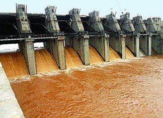 पेंच बाँध परियोजना में हो रहे भ्रष्टाचार का श्रेय भी कांग्रेस और भाजपा लेंगी क्या?