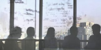 भयभीत करने वाली सफलता