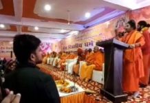 लड़ाई हिन्दुस्तानियत बचाने की है