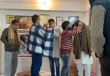 नफरत व हिंसा के खिलाफ खुदाई खिदमतगार के साथियों का उपवास