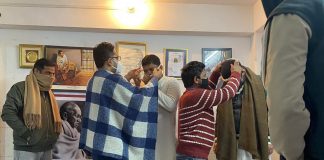 नफरत व हिंसा के खिलाफ खुदाई खिदमतगार के साथियों का उपवास