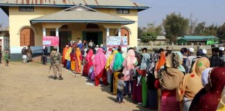 सत्ता से संघर्ष और समाज से संवाद करना होगा – योगेन्द्र यादव