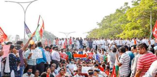 यह घोर मजदूर-विरोधी व्यवस्था है