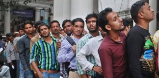 भारत में जीविका के अधिकार के लिए जन आंदोलन चलाने की जरूरत है