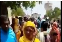 खंभात में समुदाय के उत्पीड़न के विरोध में सड़कों पर उतरीं मुस्लिम महिलाएँ