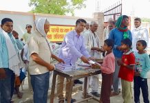 वाराणसी भी पहुंचा ‘घर-घर में गांधी’ अभियान