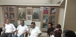 इंदौर में लोकतांत्रिक मोर्चा शहर के विकास के लिए प्रतिबद्ध और धर्मनिरपेक्ष प्रत्याशियों का समर्थन करेगा