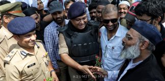 नफरत की राजनीति के कांटे बरअक्स सद्भाव के फूल