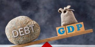 गले तक कर्ज में डूबा देश