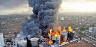 गुजरात मॉडल में औद्योगिक दुर्घटना आम बात है