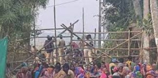 जिंदल के खिलाफ ढिंकिया की मुहिम घोर दमन के बावजूद जारी