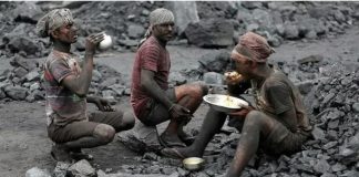 कोल इंडिया के मजदूर वेतन बढ़ाने की माँग को लेकर हड़ताल पर जाने की तैयारी में