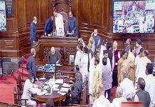 जीएसटी के तुगलकी फरमान को सही साबित करने के लिए मोदी सरकार अब झूठ की शरण में