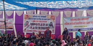 छत्तीसगढ़ में आँगनबाड़ी कार्यकर्ताओं/सहायिकाओं की तीन दिवसीय हड़ताल