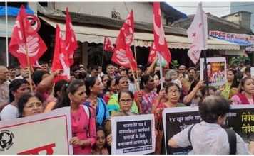 बलकीस बानो के गुनहगारों की रिहाई के खिलाफ मुंबई में प्रदर्शन
