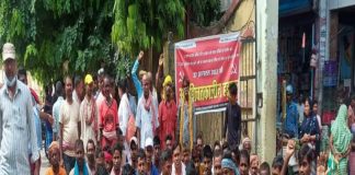 बिहार के नवादा में सफाईकर्मियों की हड़ताल
